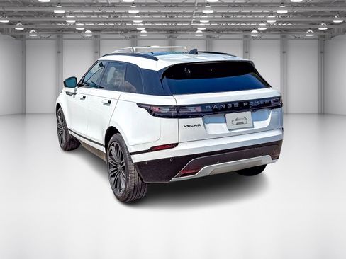 New 2026 Land Rover Range Rover Velar Dynamic SE image 3
