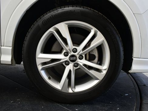 Certified 2023 Audi Q3 2.0T Premium w/ 19" Wheel Package AWD/4WD image 16