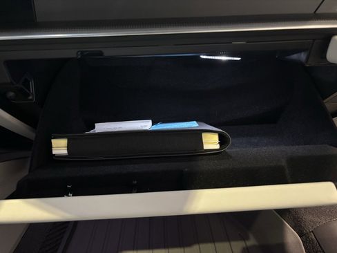 Used 2025 Porsche 911 Turbo S image 31