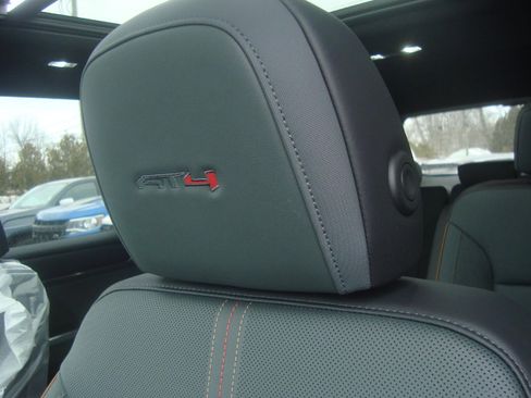 New 2026 GMC Acadia AT4 w/ Luxury Package image 12