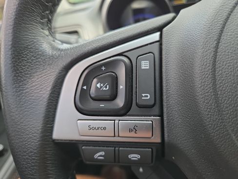 Used 2017 Subaru Outback 2.5i Premium AWD/4WD image 20