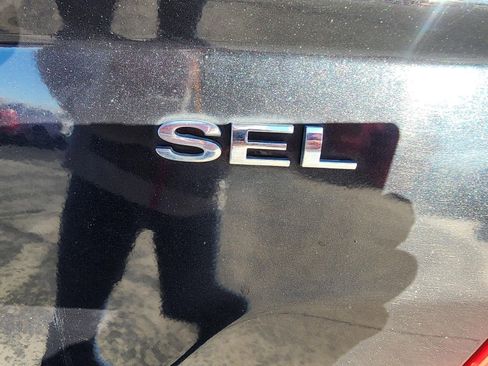 Used 2011 Ford Fusion SEL w/ 302A Rapid Spec Order Code image 28