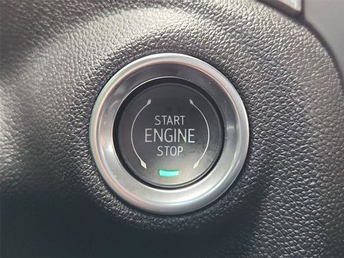 Used 2025 Chevrolet Silverado 1500 Custom RWD image 16