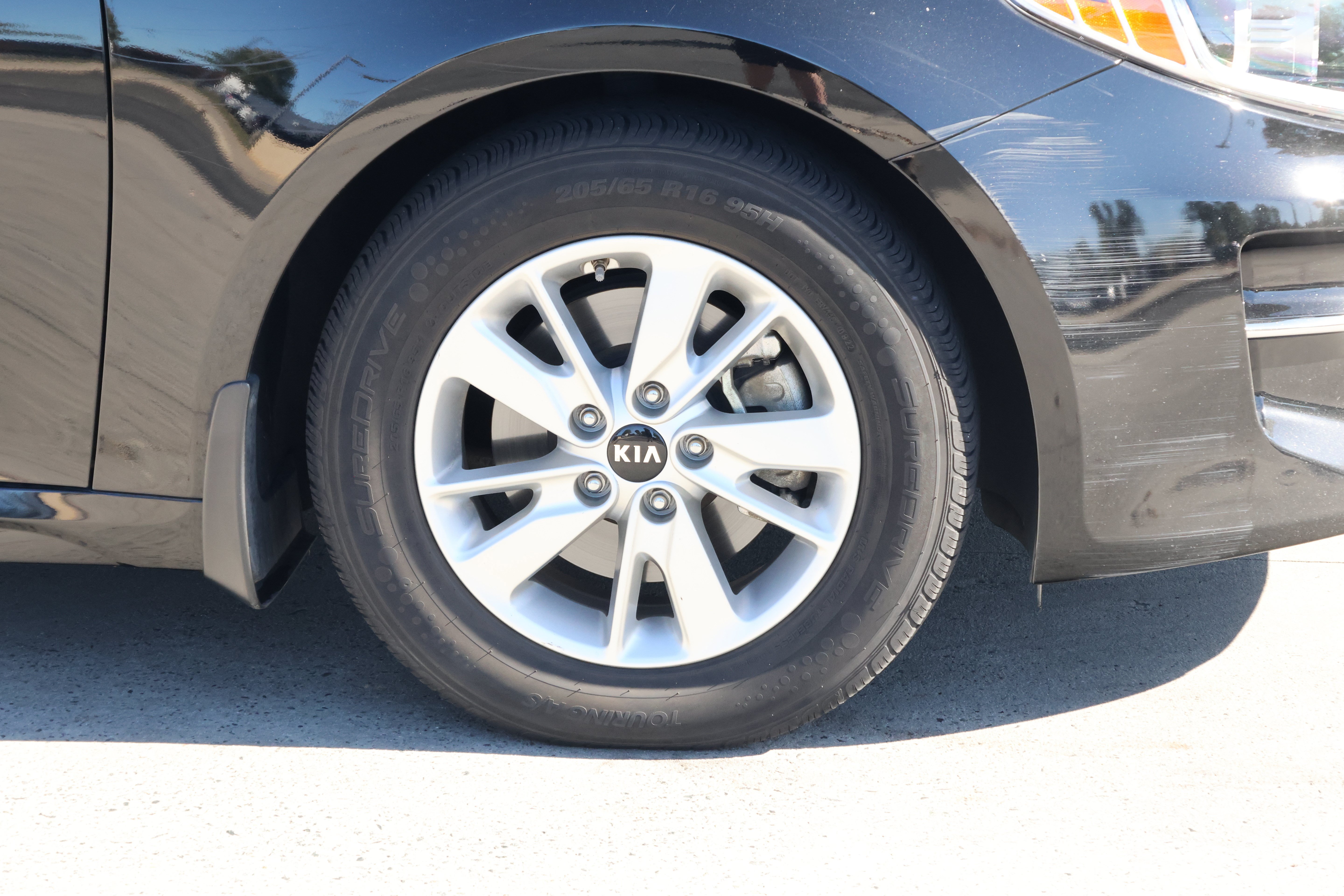 Used 2017 Kia Optima LX FWD image 11