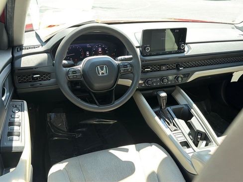 Used 2024 Honda Accord EX image 18