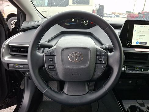 Used 2024 Toyota Prius LE image 19