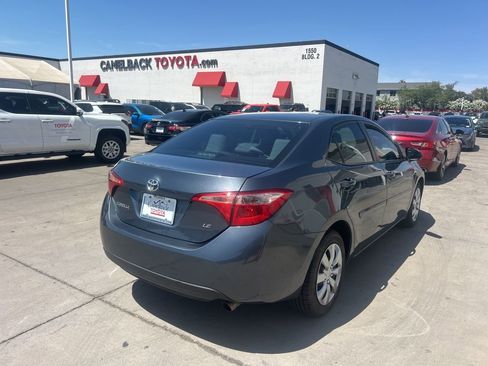 Used 2018 Toyota Corolla LE image 4