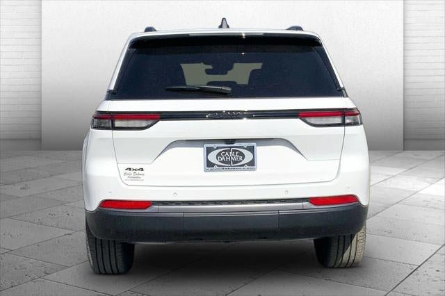 New 2026 Jeep Grand Cherokee Limited w/ Limited Altitude Package AWD/4WD image 33