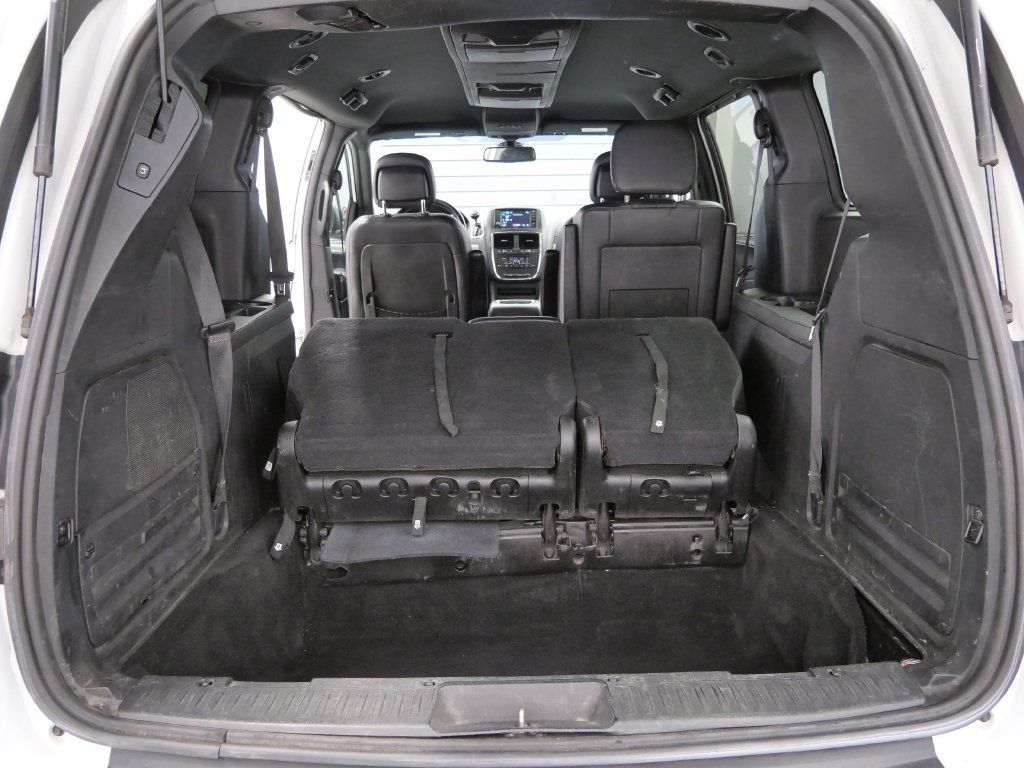 Used 2019 Dodge Grand Caravan GT FWD image 12