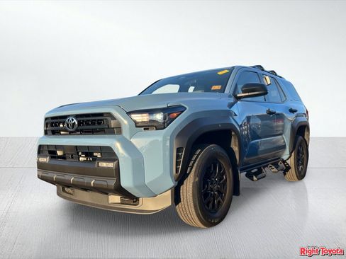 Used 2026 Toyota 4Runner SR5 AWD/4WD image 2