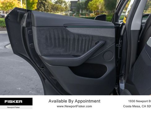 Used 2026 Tesla Model Y AWD image 12