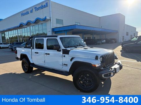 Used 2023 Jeep Gladiator Sport image 1