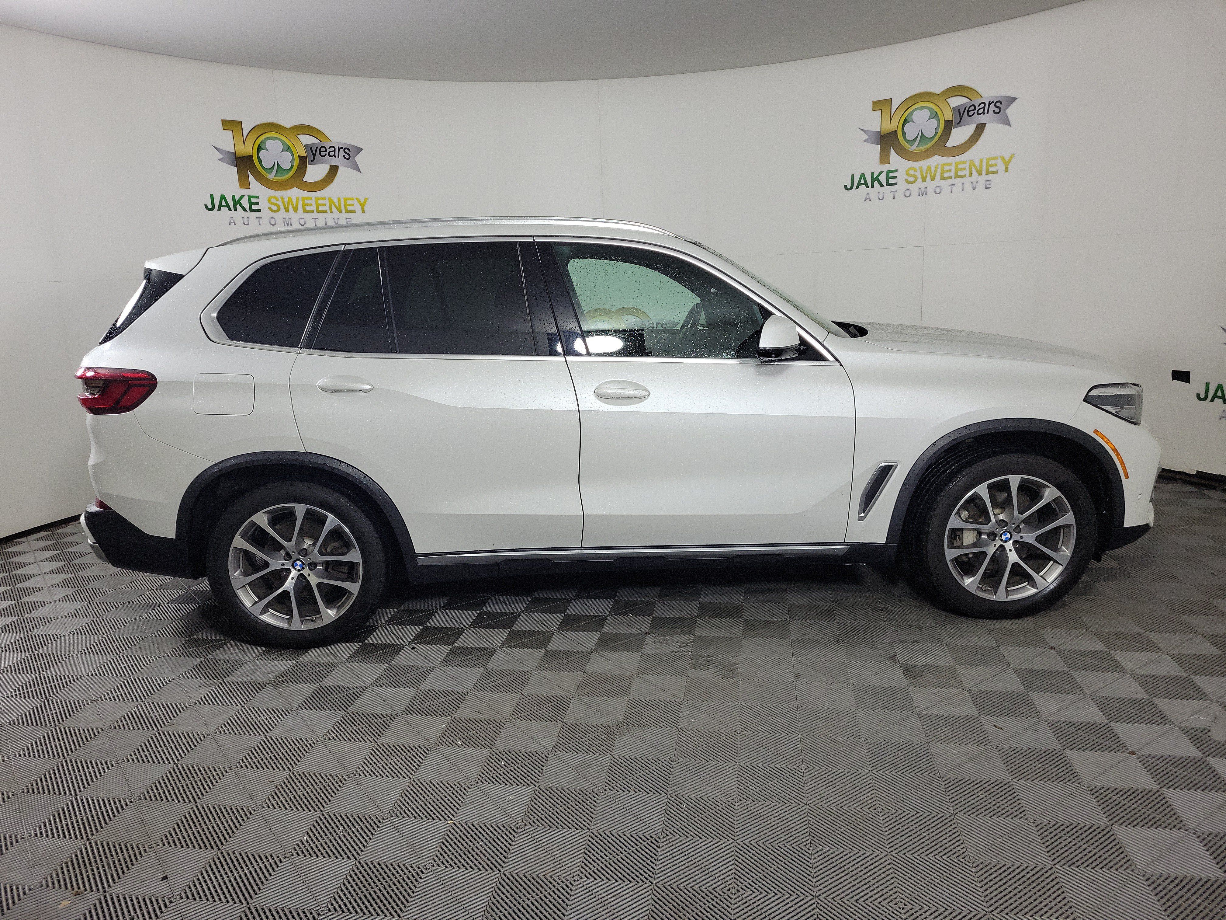 Used 2020 BMW X5 xDrive40i w/ Premium Package AWD/4WD image 4
