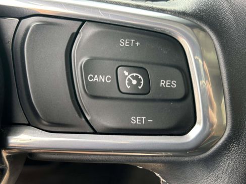 Used 2023 Jeep Wrangler Unlimited Sahara w/ Cold Weather Group AWD/4WD image 25