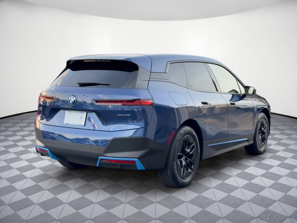Certified 2024 BMW iX xDrive50 AWD/4WD image 9