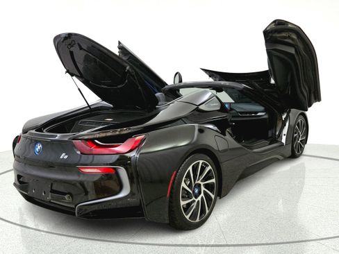 Used 2019 BMW i8 Roadster AWD/4WD image 14