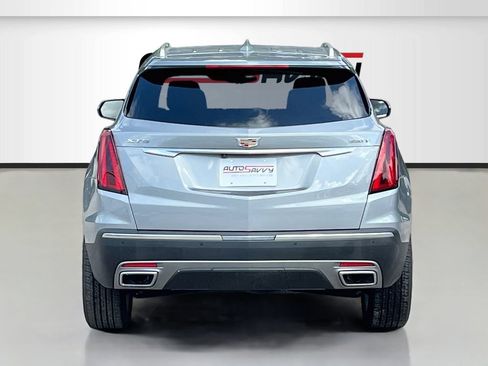 Used 2025 Cadillac XT5 Premium Luxury w/ LPO, Floor Liner Package FWD image 6