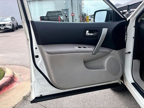 Used 2013 Nissan Rogue SV w/ Premium Pkg image 20