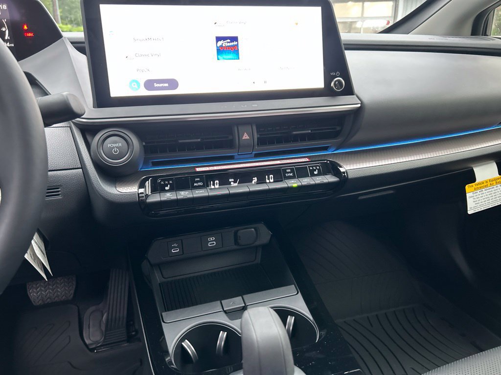 New 2027 Toyota Prius XLE AWD/4WD image 17