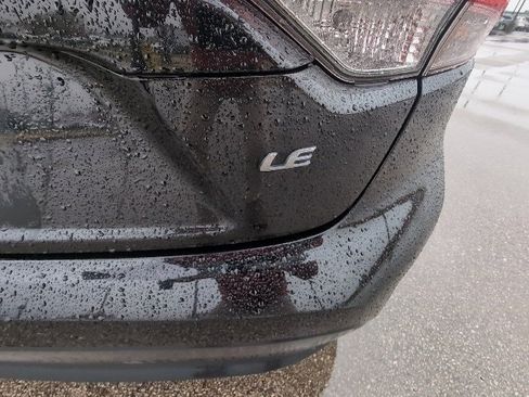 Certified 2023 Toyota Corolla LE image 5