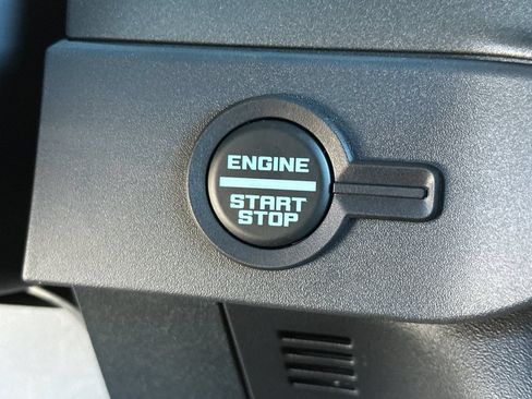 New 2026 Ford Bronco Badlands AWD/4WD image 24