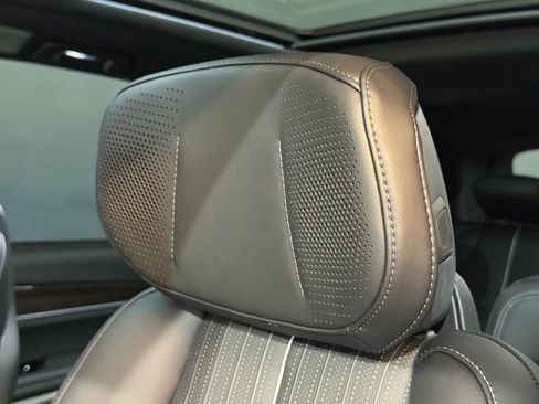 New 2026 Cadillac Vistiq Luxury image 27