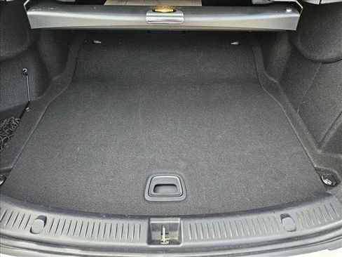 Used 2022 Mercedes-Benz E 350 Sedan image 6