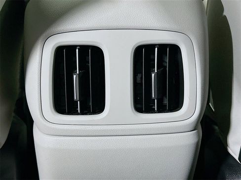 Used 2025 Hyundai Tucson Limited image 25
