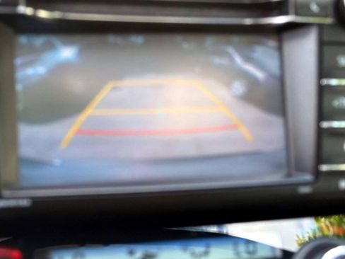 Used 2016 Toyota RAV4 XLE AWD/4WD image 17