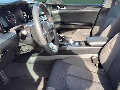 Used 2023 Kia K5 LXS FWD image 17