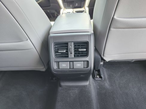 Used 2019 Honda Accord Touring image 24