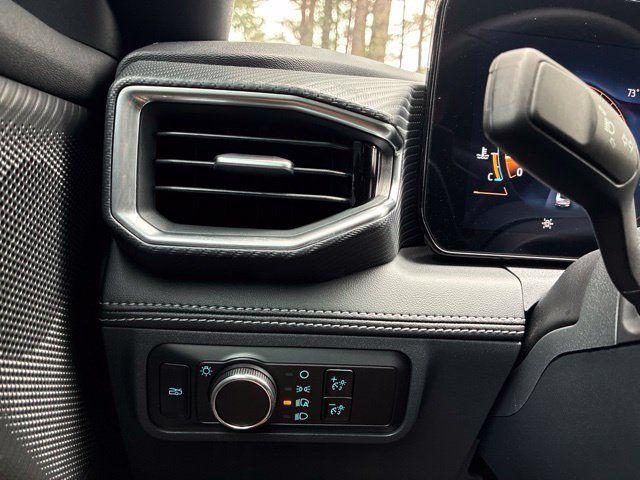 Used 2025 Ford Mustang GT Premium RWD image 27