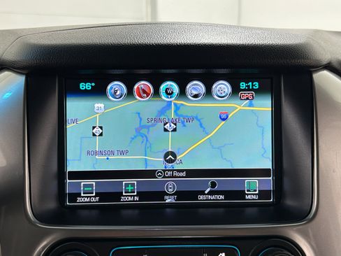 Used 2019 Chevrolet Suburban LT AWD/4WD image 7