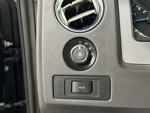 Used 2013 Ford F150 XLT AWD/4WD image 19