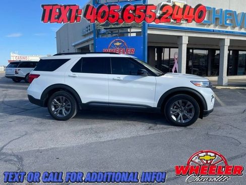 Used 2022 Ford Explorer XLT w/ Equipment Group 202A image 2