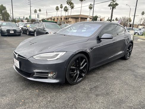Used 2018 Tesla Model S 75D image 2