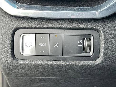 Certified 2024 GMC Acadia Elevation w/ Luxury Package FWD image 24