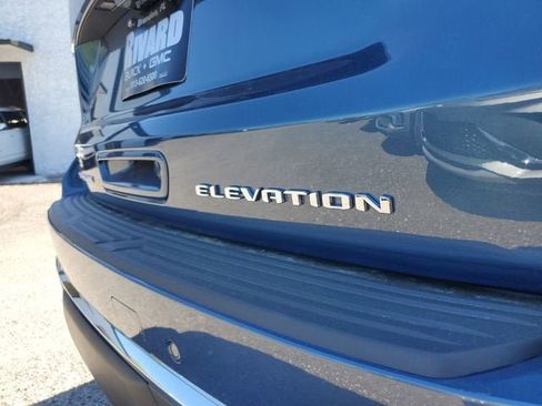 New 2026 GMC Yukon XL Elevation w/ Elevation Premium Package AWD/4WD image 9