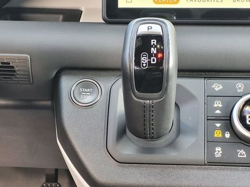 Used 2024 Land Rover Defender 110 S AWD/4WD image 17