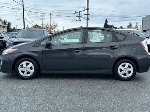 Used 2010 Toyota Prius II image 6