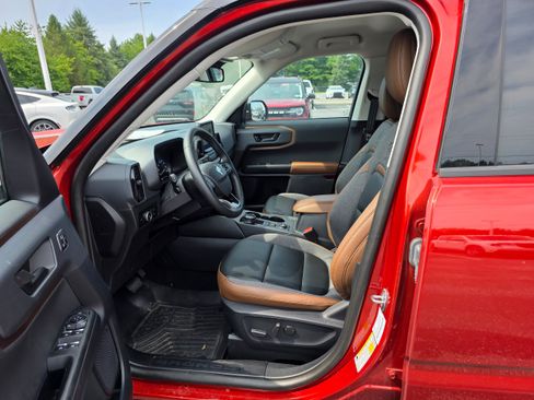 Used 2024 Ford Bronco Sport Outer Banks AWD/4WD image 21
