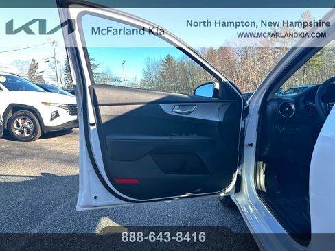 Used 2023 Kia Forte LXS image 14