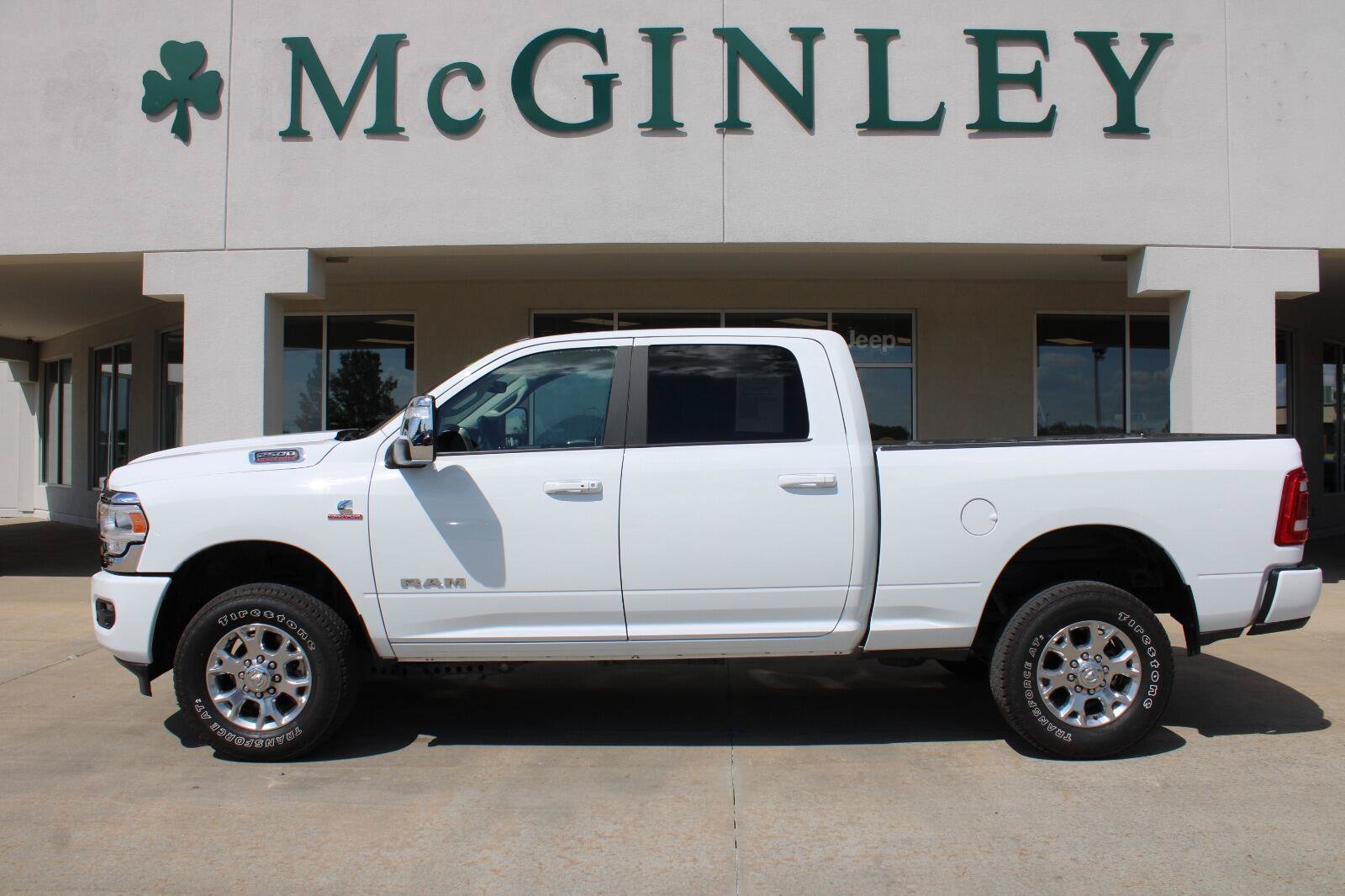 Used 2024 RAM 2500 Laramie w/ Safety Group AWD/4WD image 1
