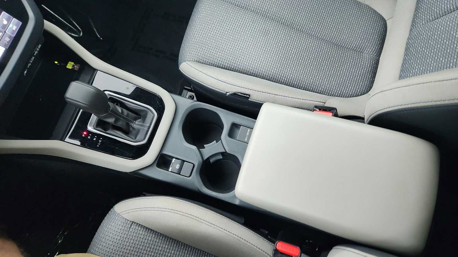Certified 2025 Subaru Forester Premium AWD/4WD image 27