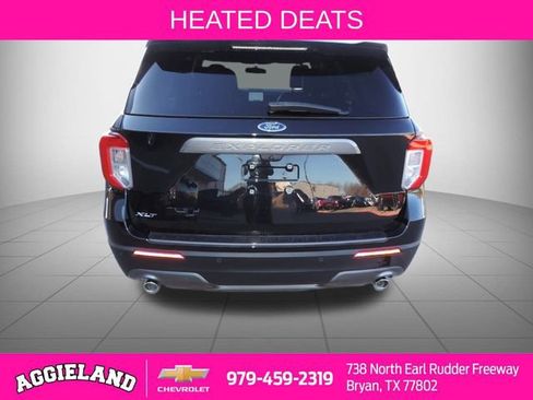 Used 2023 Ford Explorer XLT w/ Equipment Group 202A image 5