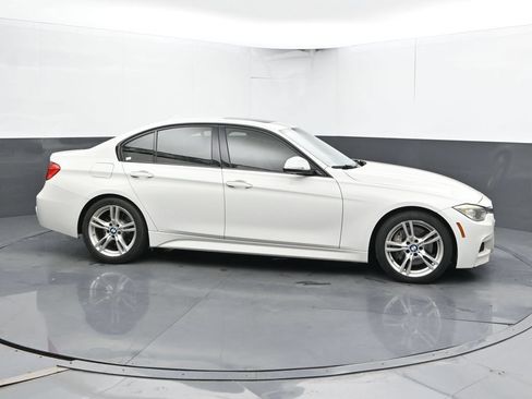 Used 2015 BMW 335i Sedan RWD image 4