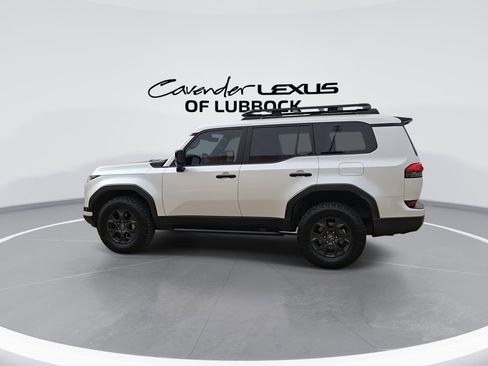 Used 2024 Lexus GX 550 AWD/4WD image 6