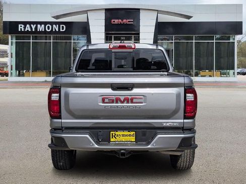 New 2026 GMC Canyon Elevation w/ Convenience Package image 4