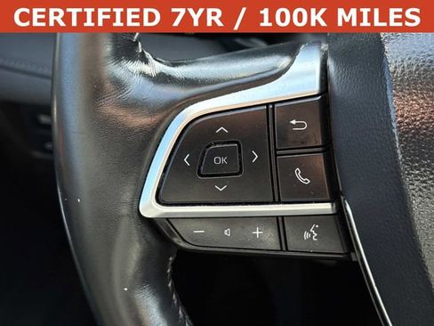 Used 2021 Toyota Highlander Platinum FWD image 25