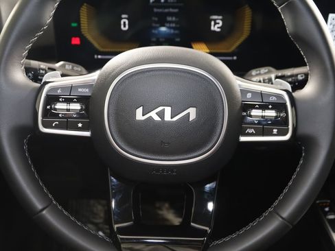 Used 2025 Kia Sorento EX image 38